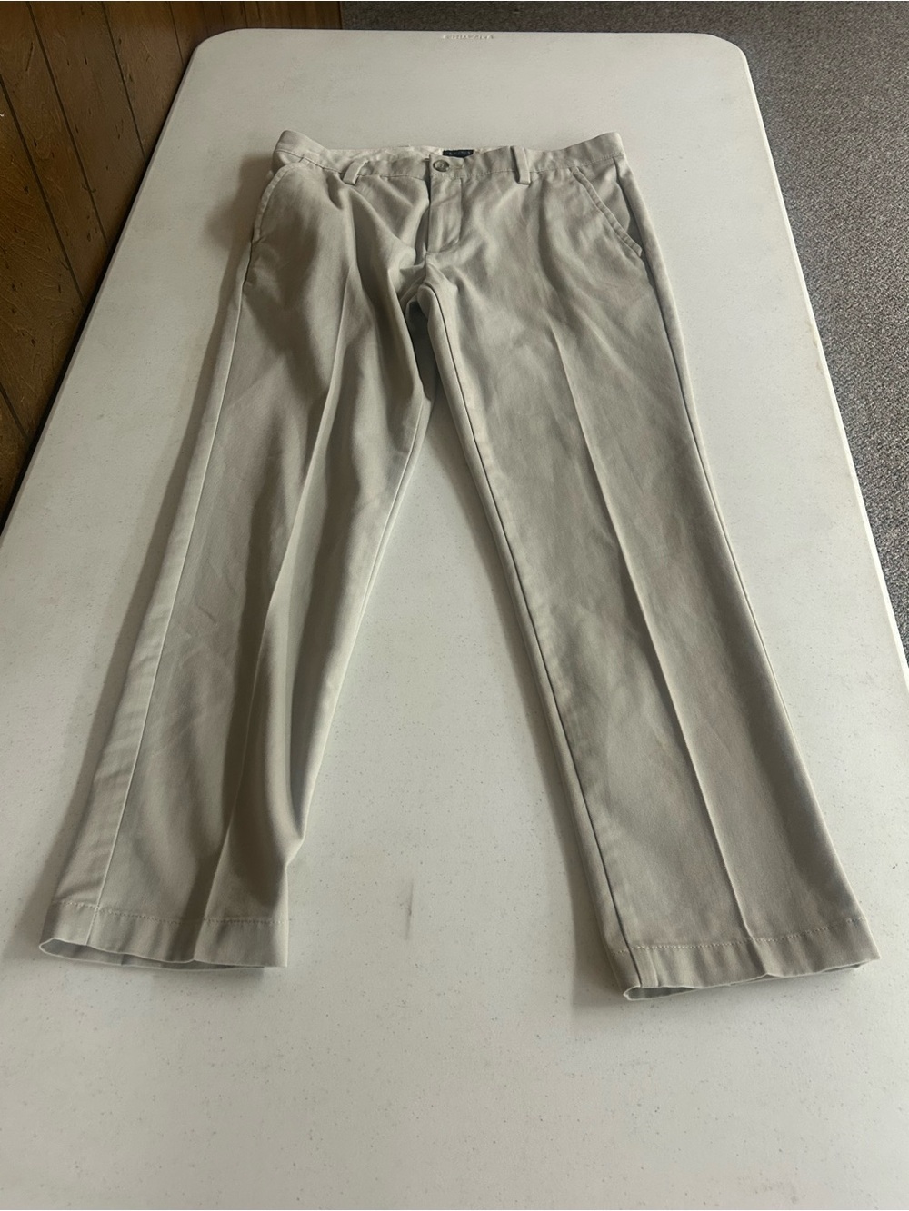 Dockers 32x30 Men's Chinos in Light Tan